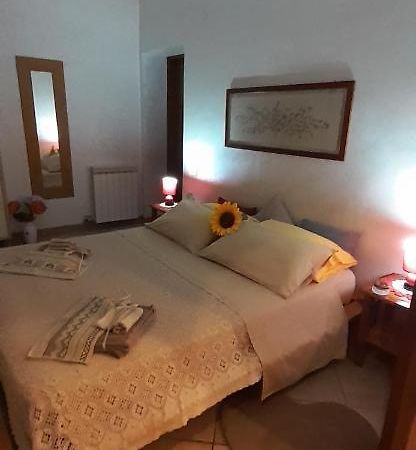 La Casetta Di Marie Apartment Тиволи Екстериор снимка